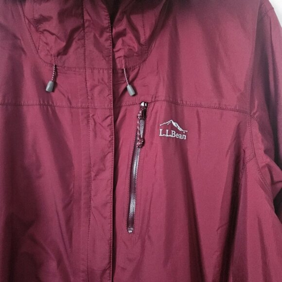 L.L. Bean Burgundy Trail Model Rain Jacket Size XL - Picture 10 of 14